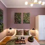 アパート Serene 1br In Square ブカレスト